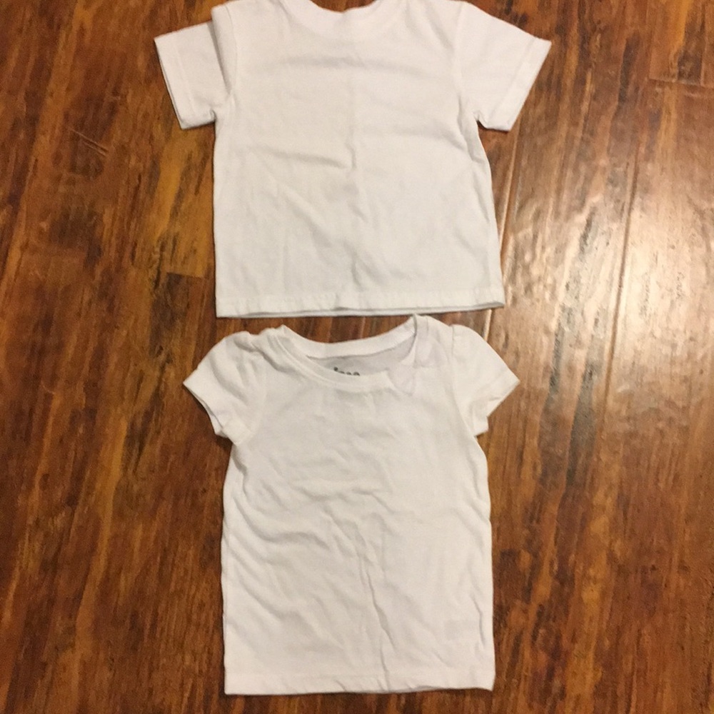 White basic T-shirt toddler 2T